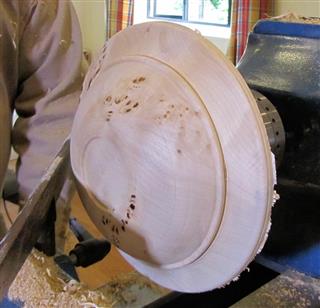 Burr poplar bowl taking shape